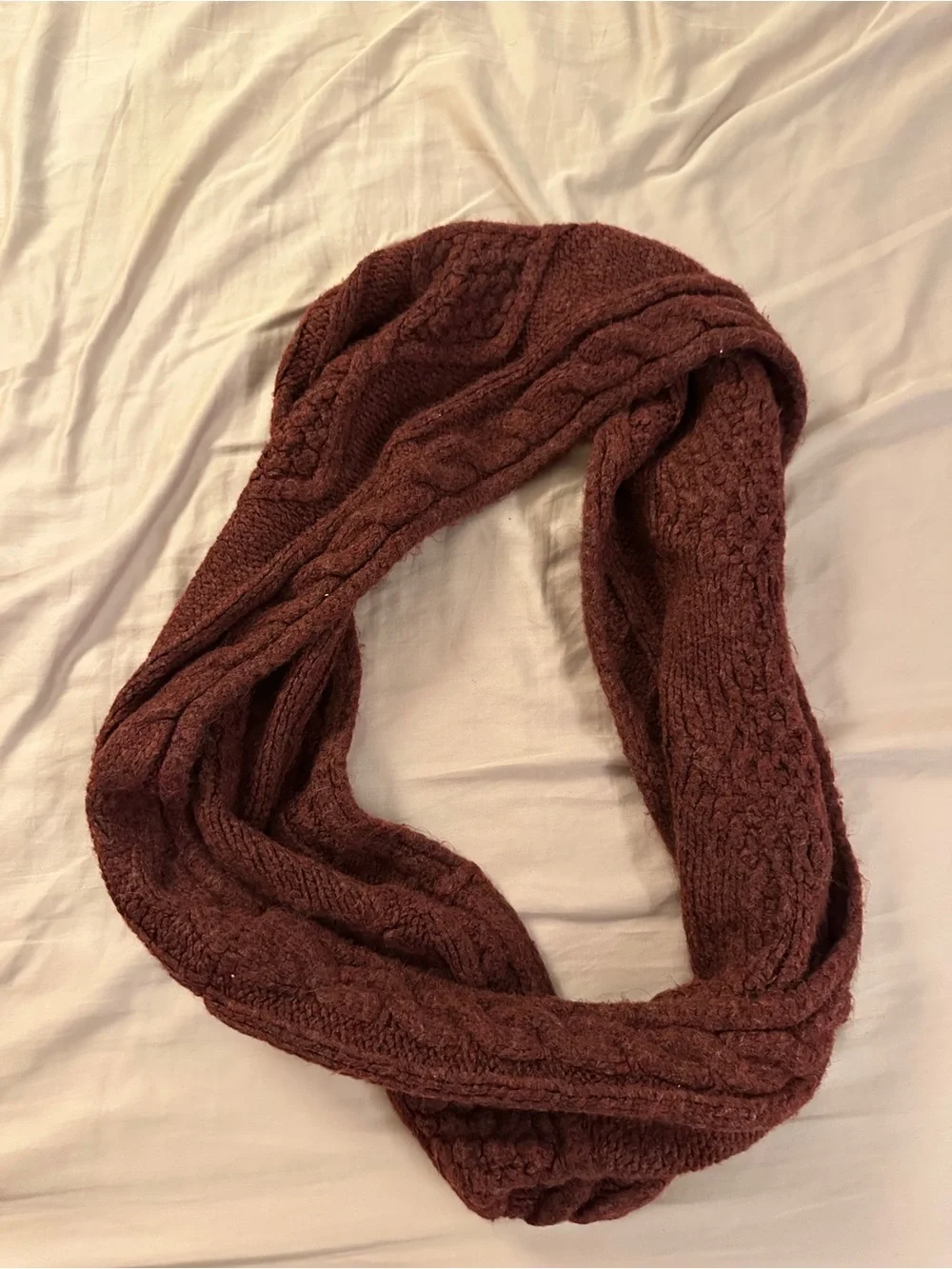 Old Navy Cable Knit Infinity Scarf - Burgundy